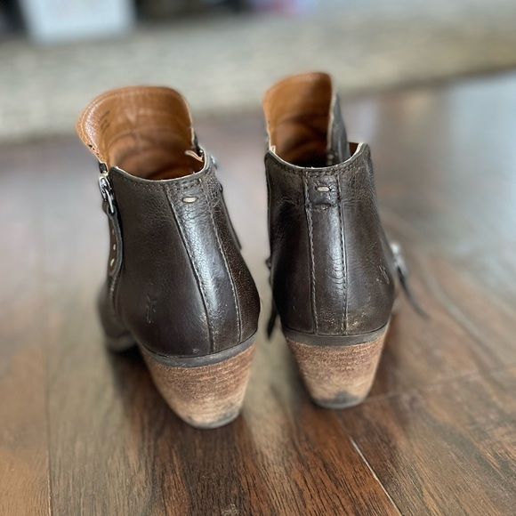 Frye booties size 7 - Picture 7 of 7